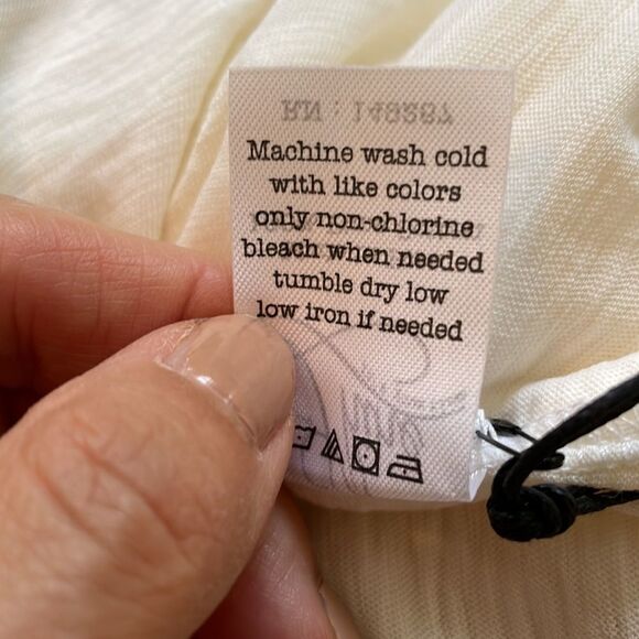 NWT Shine It’s Your Time off white/cream thin knit cardigan - Picture 8 of 11